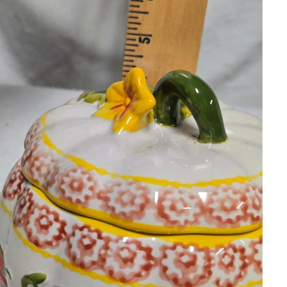 Temp-tations by Tara Pumpkin 28 Oz Covered Baker Fall Harvest Casserole Dish
